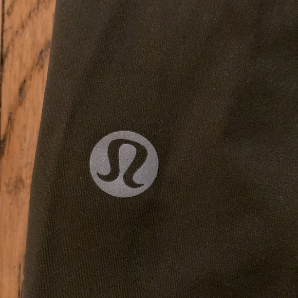 Lululemon Base Pace High-Rise Crop 23" Size 6 - Picture 5 of 7